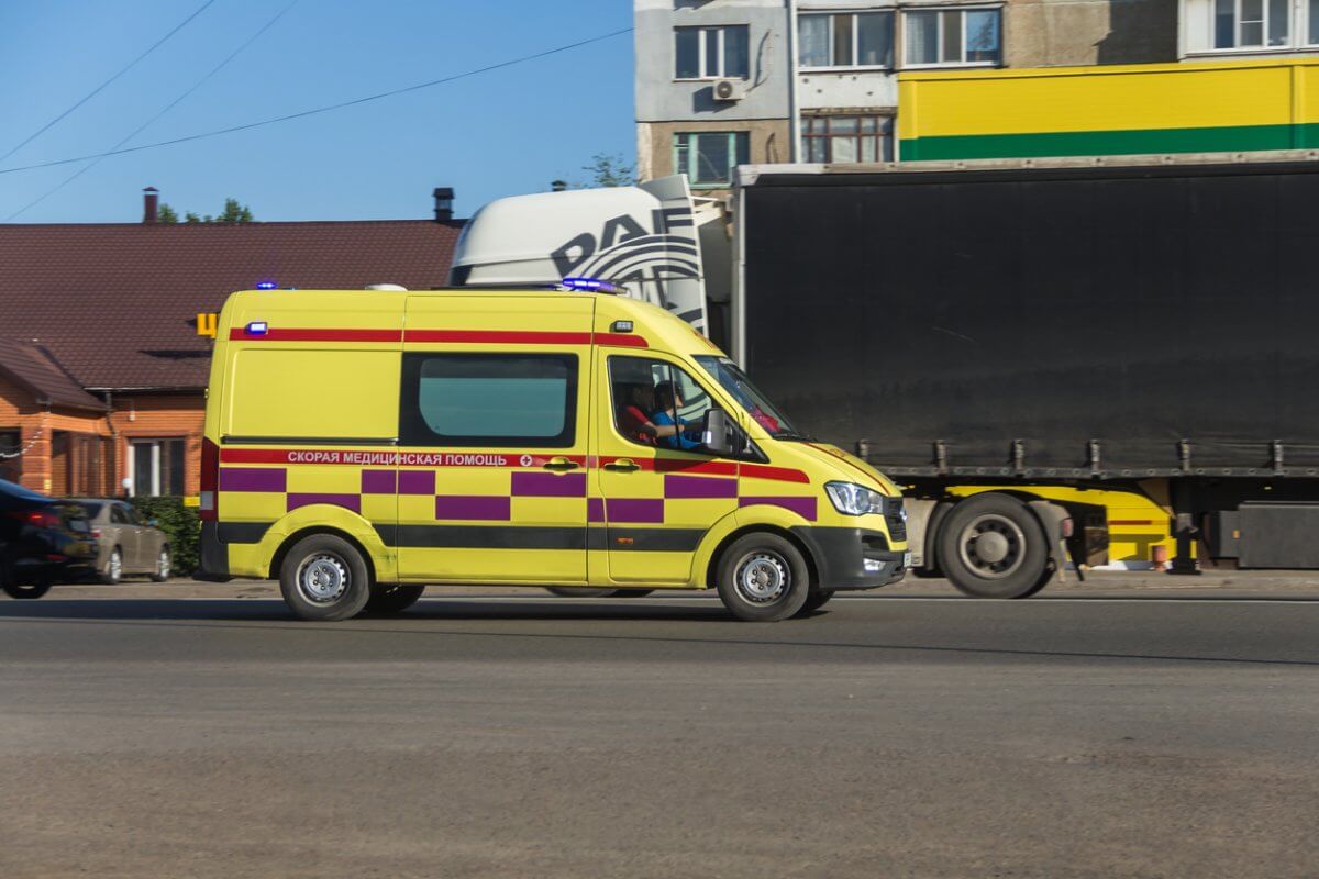 Об утверждении правил оказания скорой медицинской помощи, в том числе с привлечением медицинской авиации - Амбулаторный центр г. Усть-Каменогорск